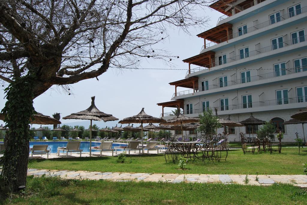 Europa Grand Resort Vlorë 外观 照片