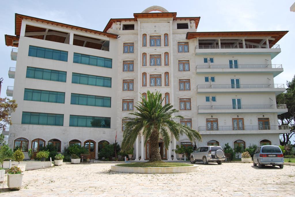 Europa Grand Resort Vlorë 外观 照片