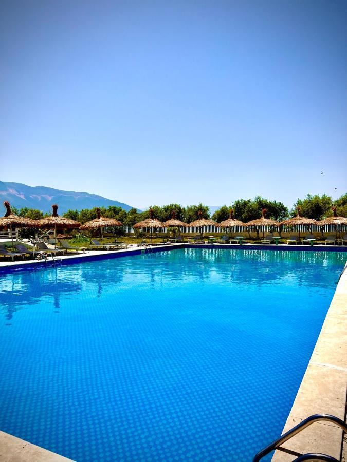 Europa Grand Resort Vlorë 外观 照片