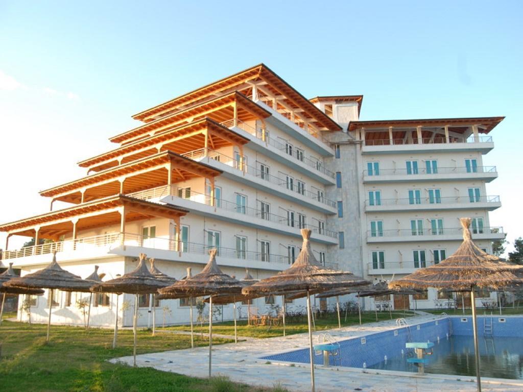 Europa Grand Resort Vlorë 外观 照片